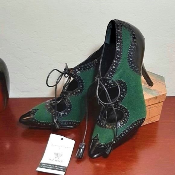 Tory Burch Shoes - Tory Burch Lace Up Heels